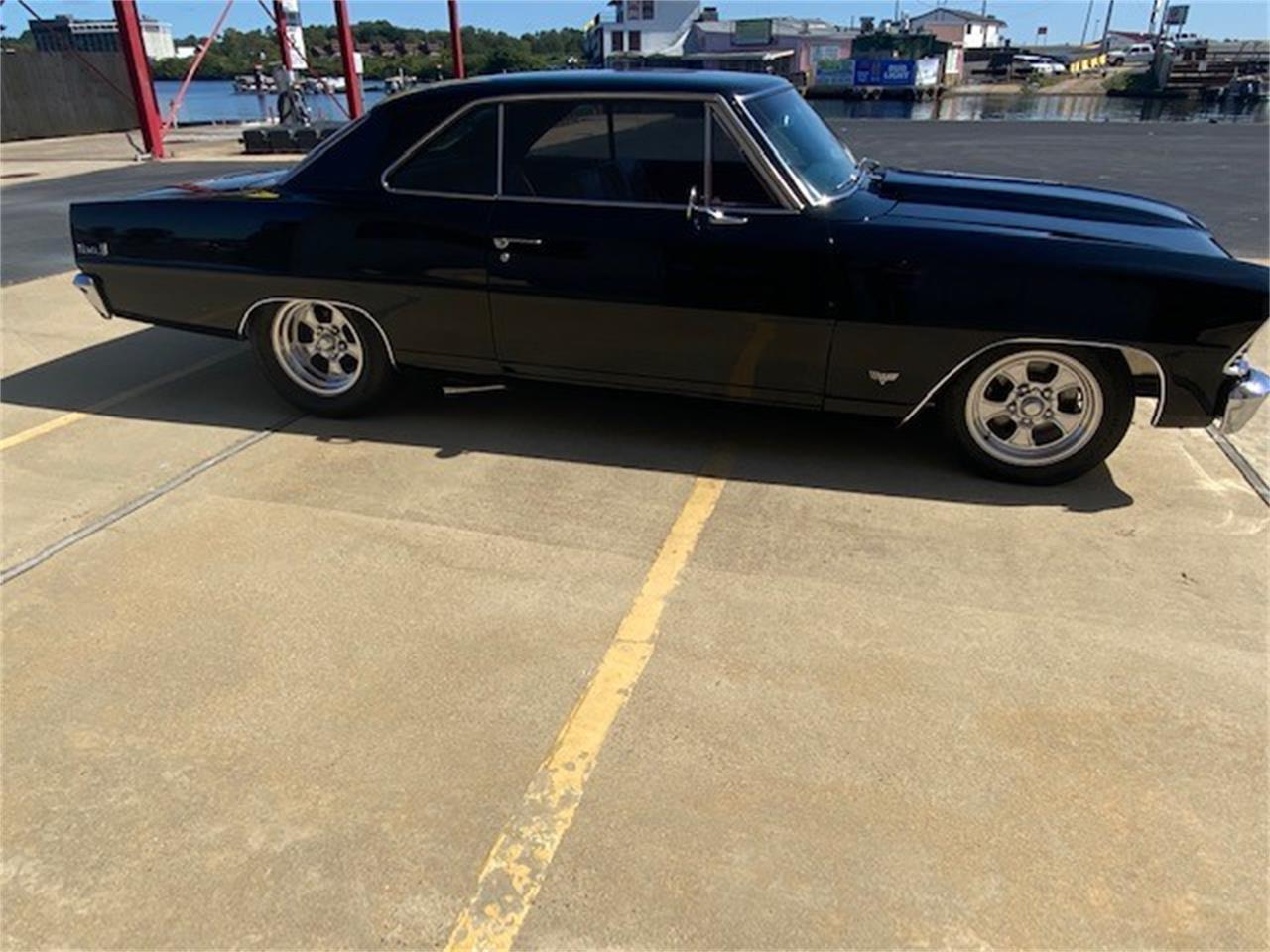 Chevrolet-Nova-1967-Black-Buckskin-26