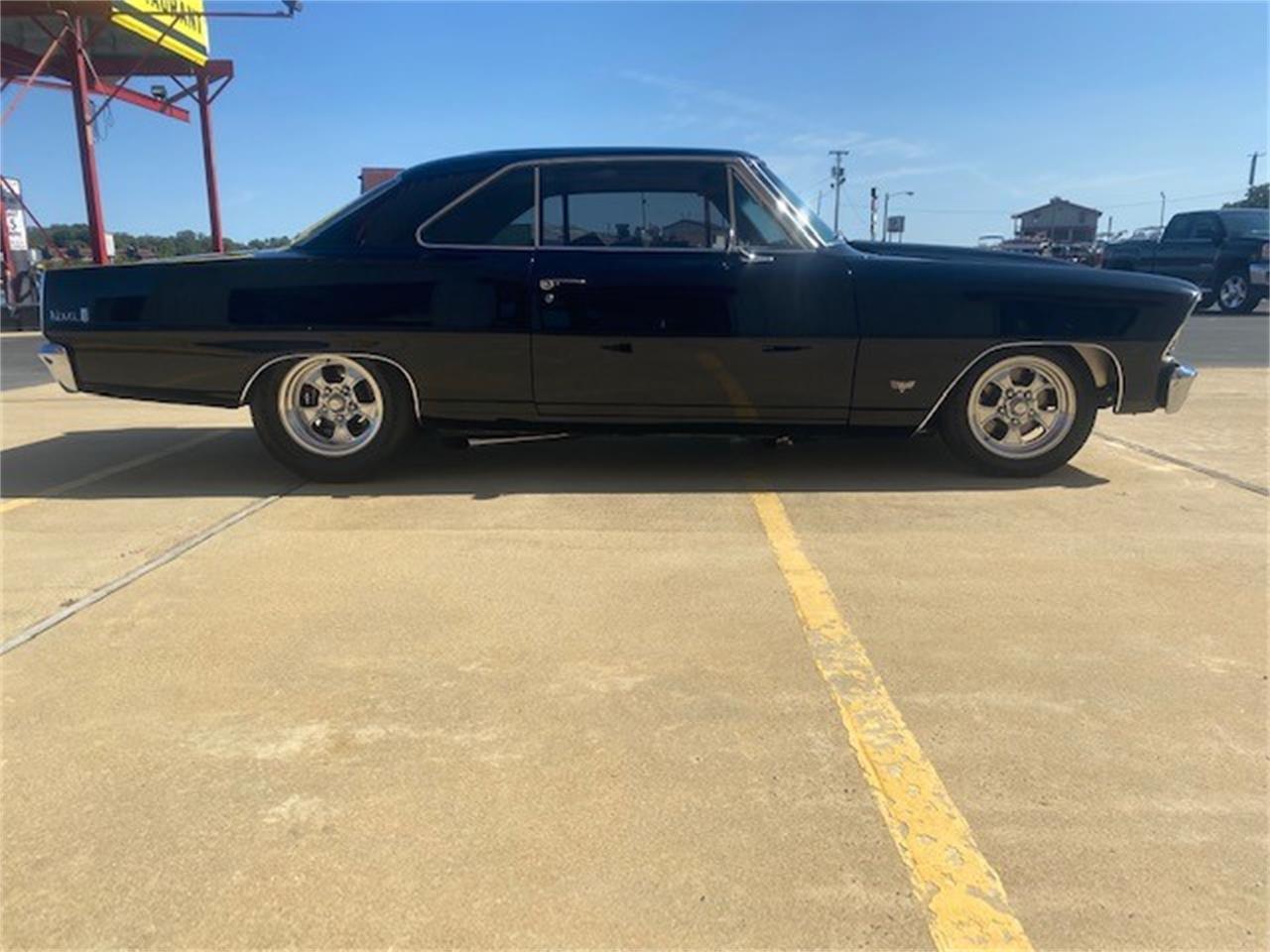 Chevrolet-Nova-1967-Black-Buckskin-27