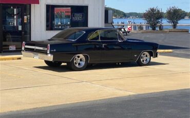 Chevrolet-Nova-1967-Black-Buckskin-29