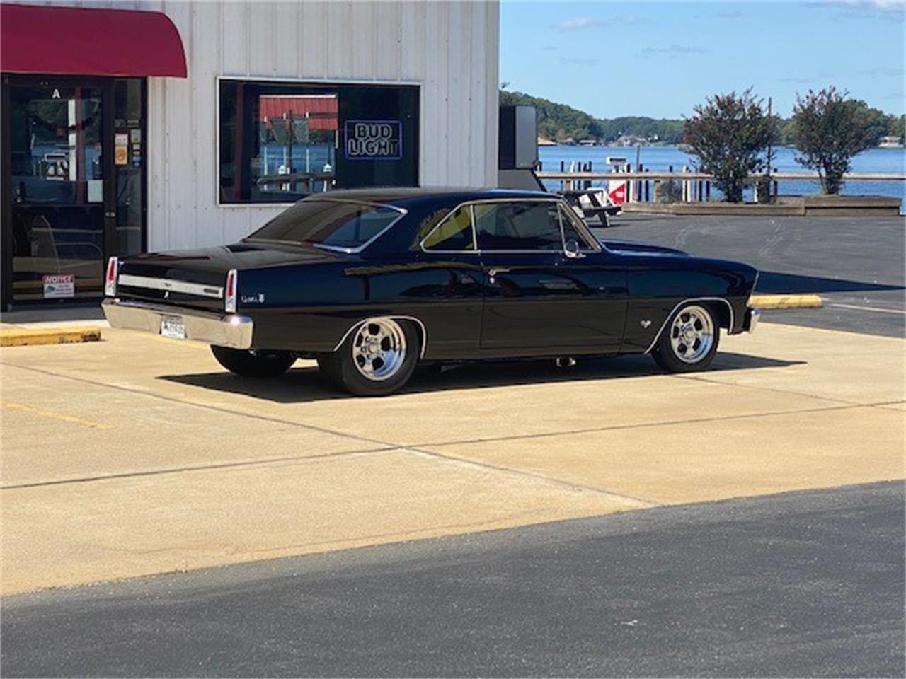 Chevrolet-Nova-1967-Black-Buckskin-29