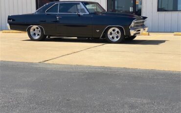 Chevrolet-Nova-1967-Black-Buckskin-32
