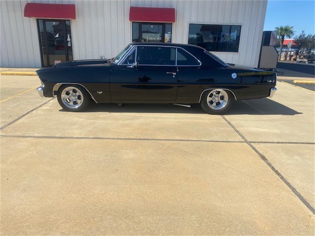 Chevrolet-Nova-1967-Black-Buckskin-37