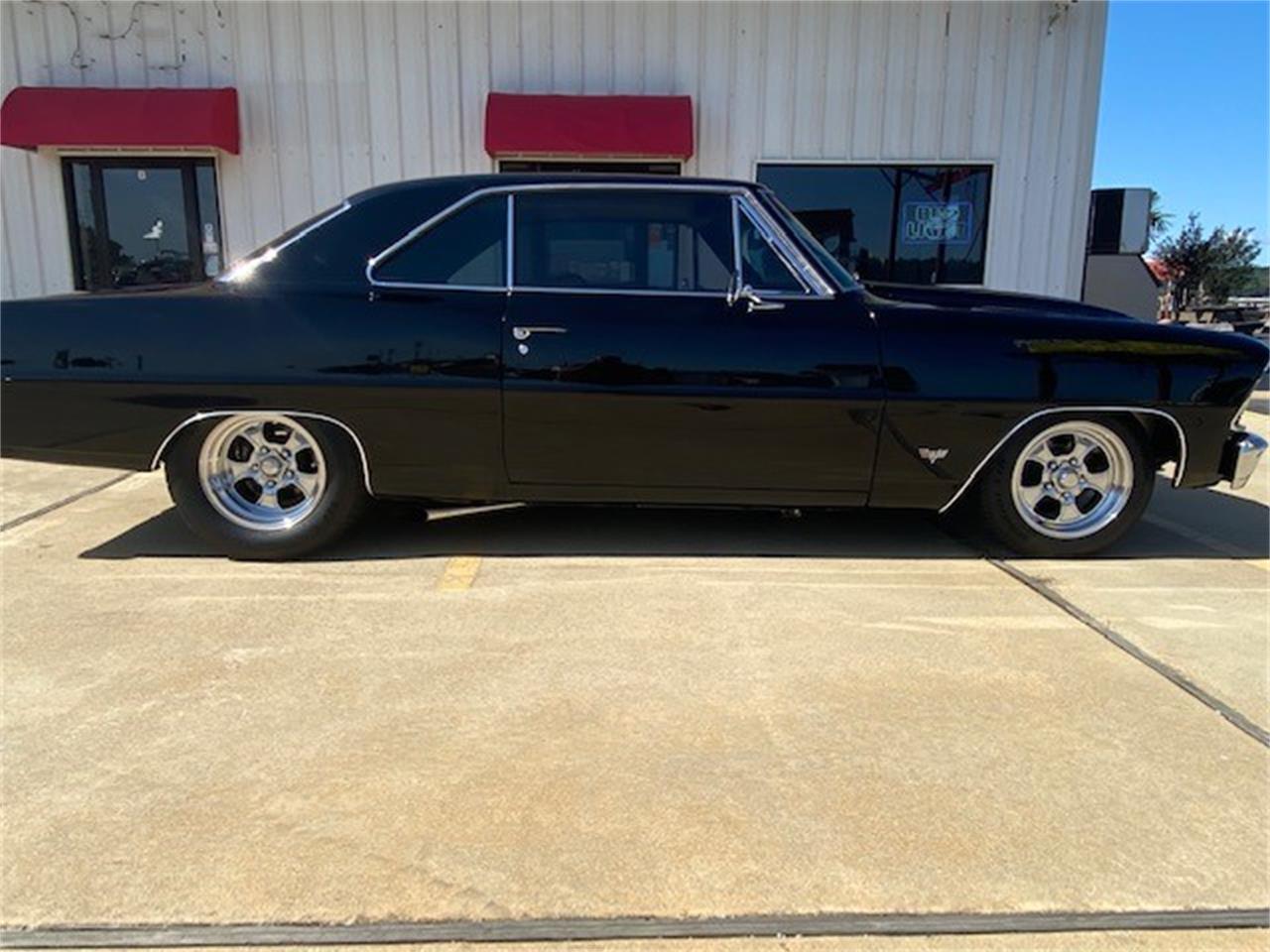 Chevrolet-Nova-1967-Black-Buckskin-40
