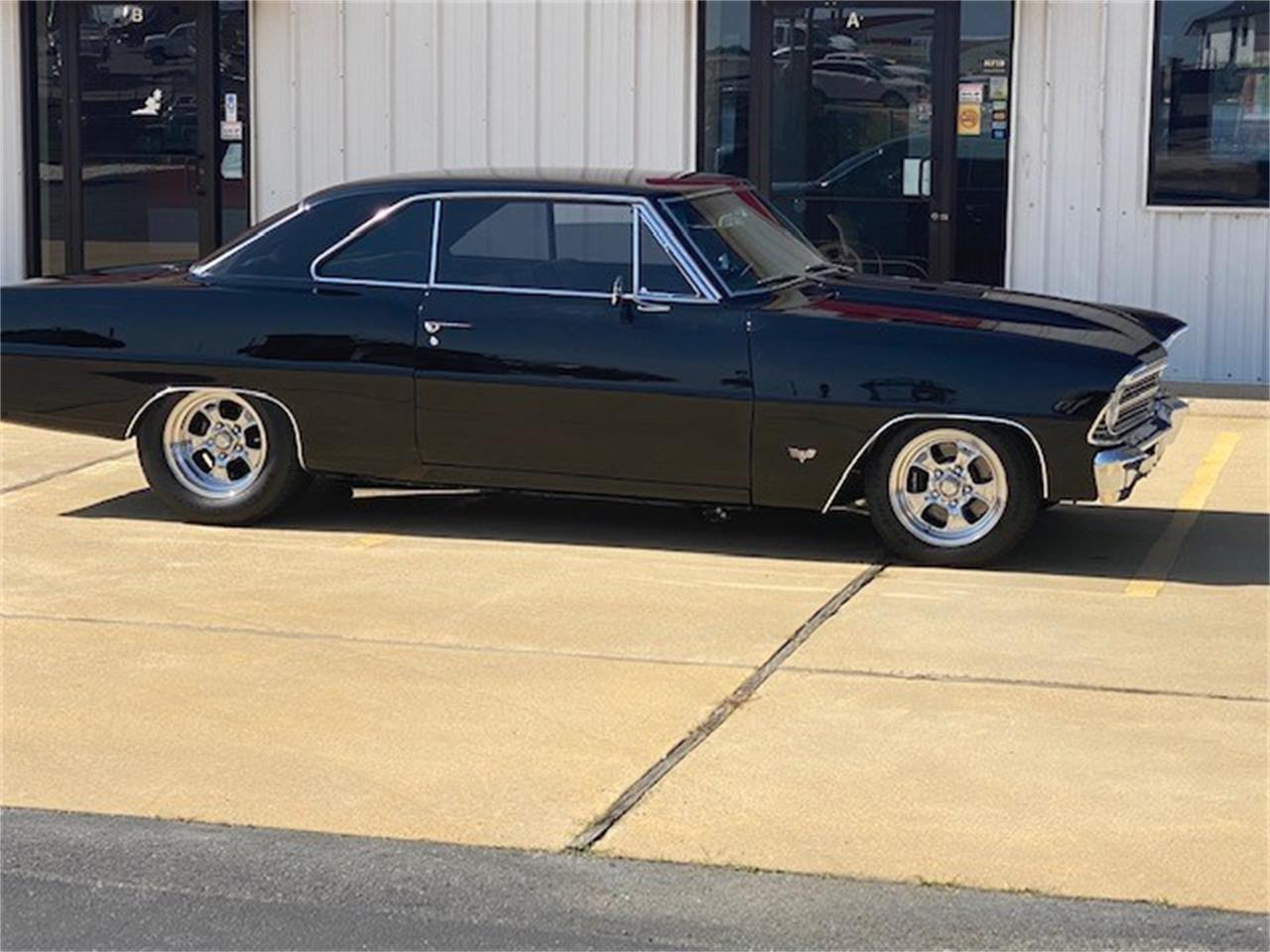 Chevrolet-Nova-1967-Black-Buckskin-42