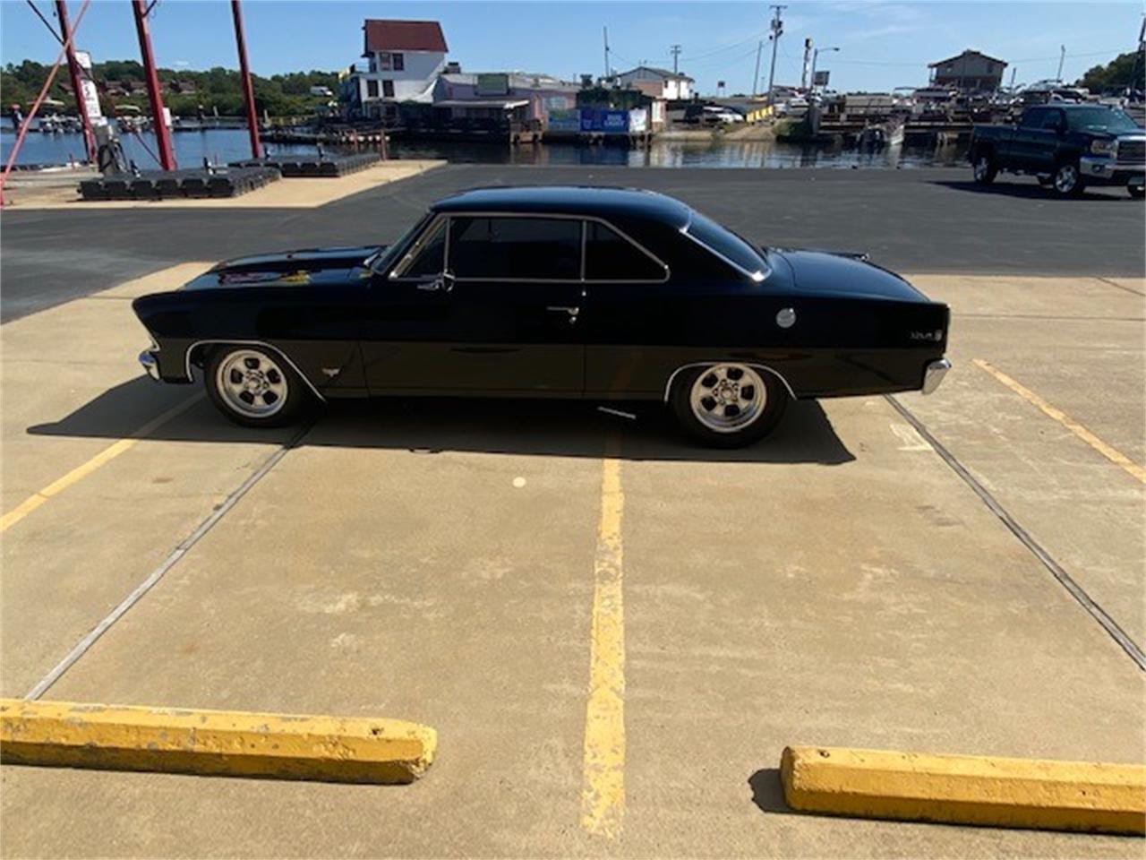 Chevrolet-Nova-1967-Black-Buckskin-45