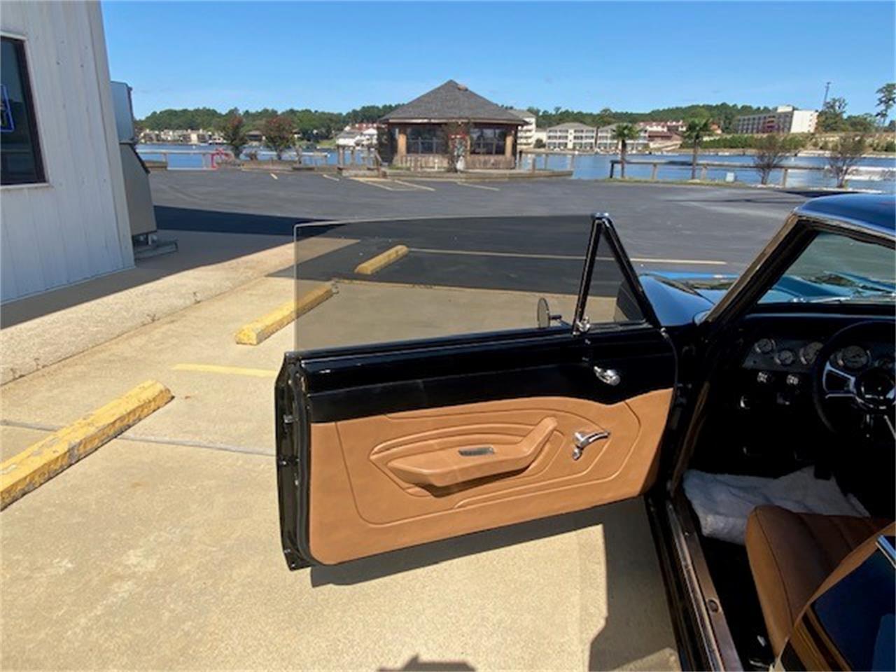 Chevrolet-Nova-1967-Black-Buckskin-86