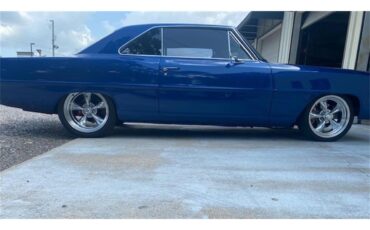 Chevrolet-Nova-1967-Blue-BlackGray-with-Blue-2