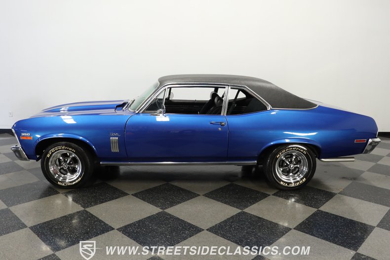 Chevrolet-Nova-1970-Cobalt-Blue-Metallic-Black-1