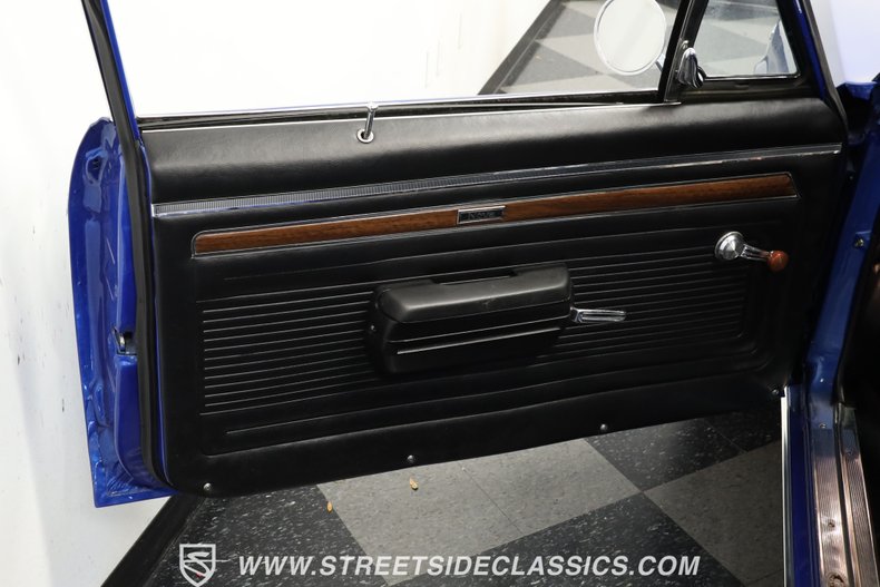 Chevrolet-Nova-1970-Cobalt-Blue-Metallic-Black-11