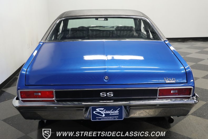 Chevrolet-Nova-1970-Cobalt-Blue-Metallic-Black-16