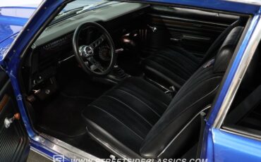 Chevrolet-Nova-1970-Cobalt-Blue-Metallic-Black-3