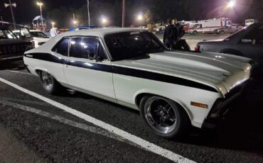 Chevrolet-Nova-1970-Sedan-4