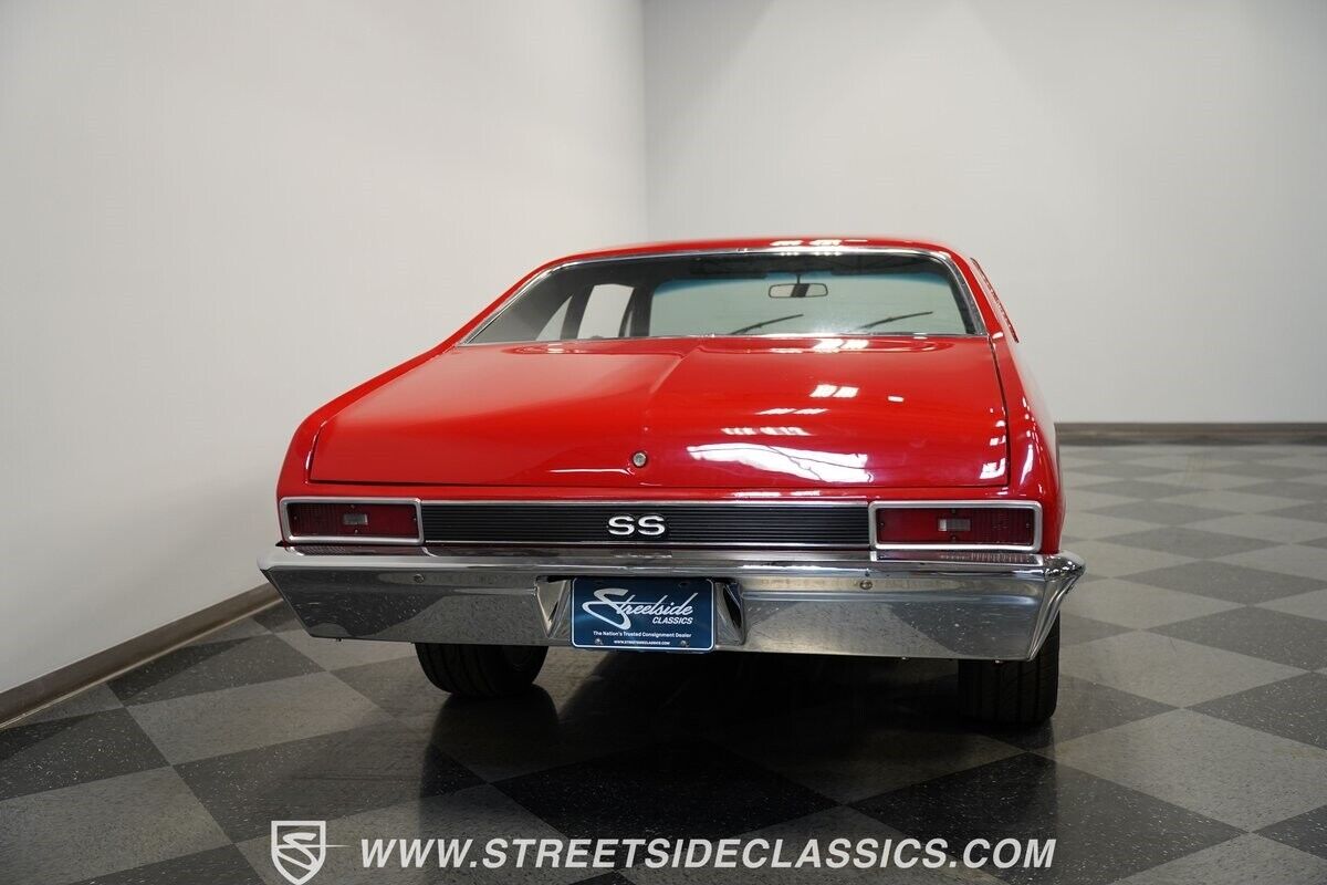 Chevrolet-Nova-1972-Coupe-10