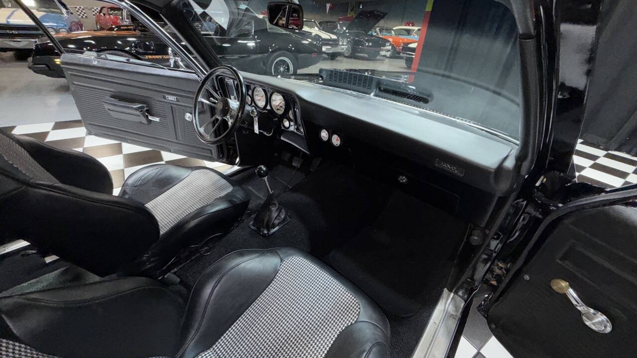 Chevrolet-Nova-1972-Coupe-4