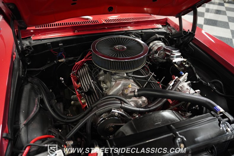 Chevrolet-Nova-1972-Maroon-Black-34