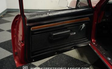 Chevrolet-Nova-1972-Maroon-Black-36