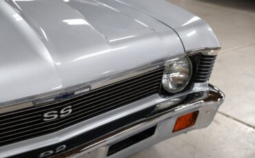 Chevrolet-Nova-1972-Silver-Metallic-Black-10