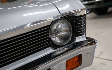 Chevrolet-Nova-1972-Silver-Metallic-Black-12