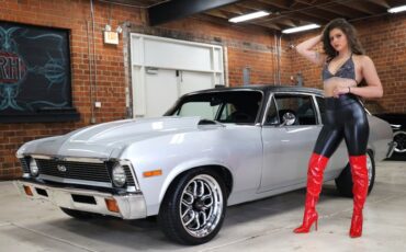 Chevrolet-Nova-1972-Silver-Metallic-Black-14