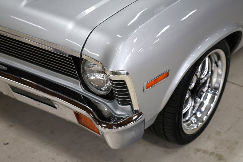 Chevrolet-Nova-1972-Silver-Metallic-Black-20