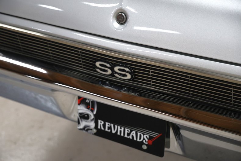 Chevrolet-Nova-1972-Silver-Metallic-Black-49