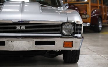 Chevrolet-Nova-1972-Silver-Metallic-Black-8
