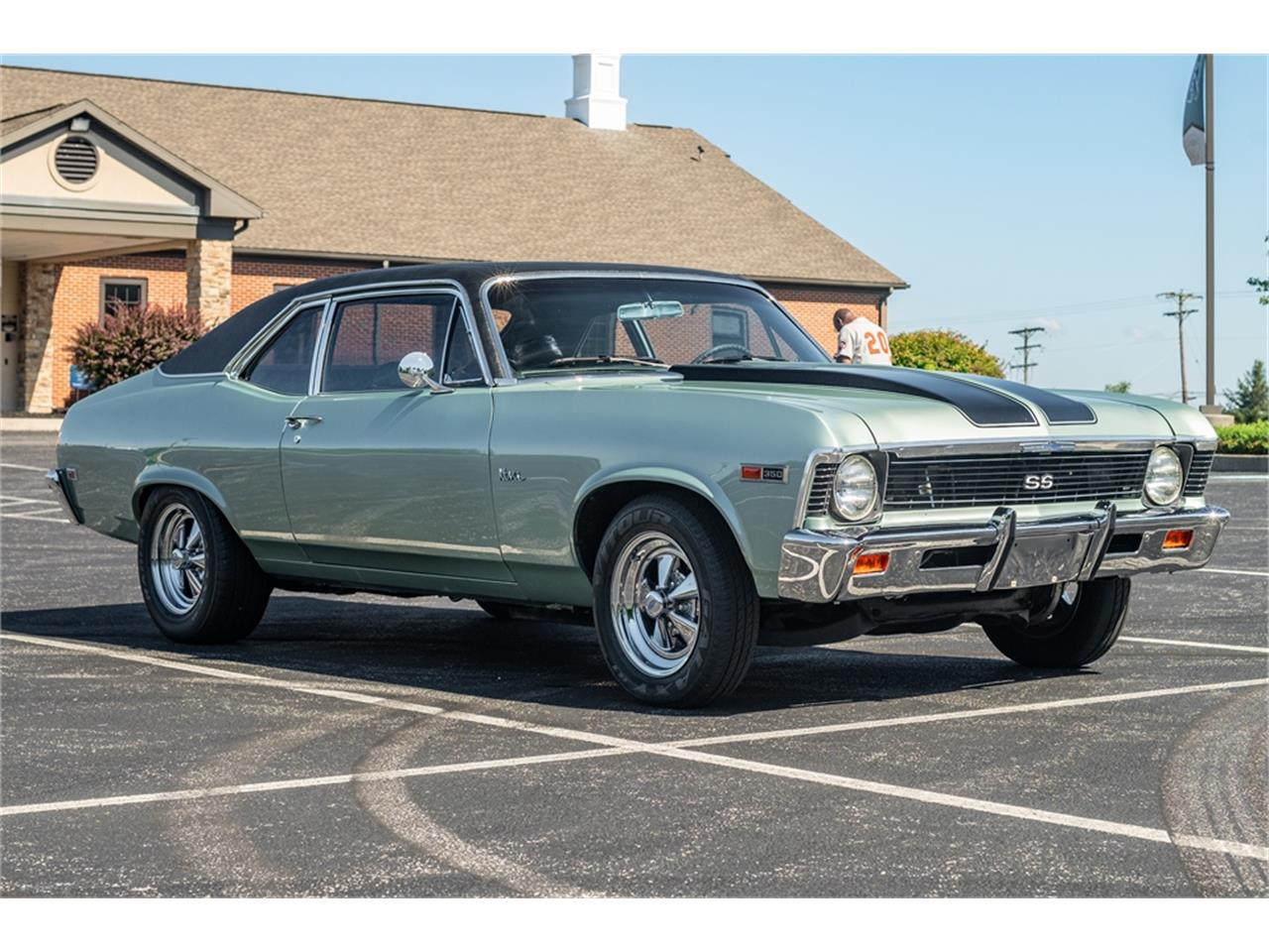 Chevrolet-Nova-ss-1969-Grecian-Green-Green-and-black-3