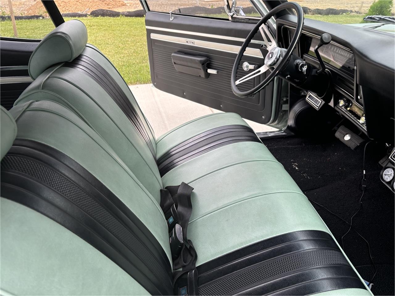 Chevrolet-Nova-ss-1969-Grecian-Green-Green-and-black-75