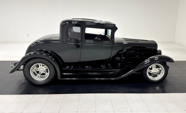 Chevrolet-Other-1931-Black-Pewter-11
