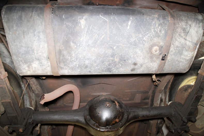 Chevrolet-Other-1933-Black-Brown-3