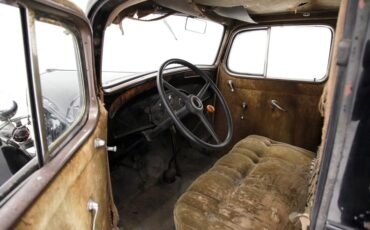 Chevrolet-Other-1933-Black-Brown-43