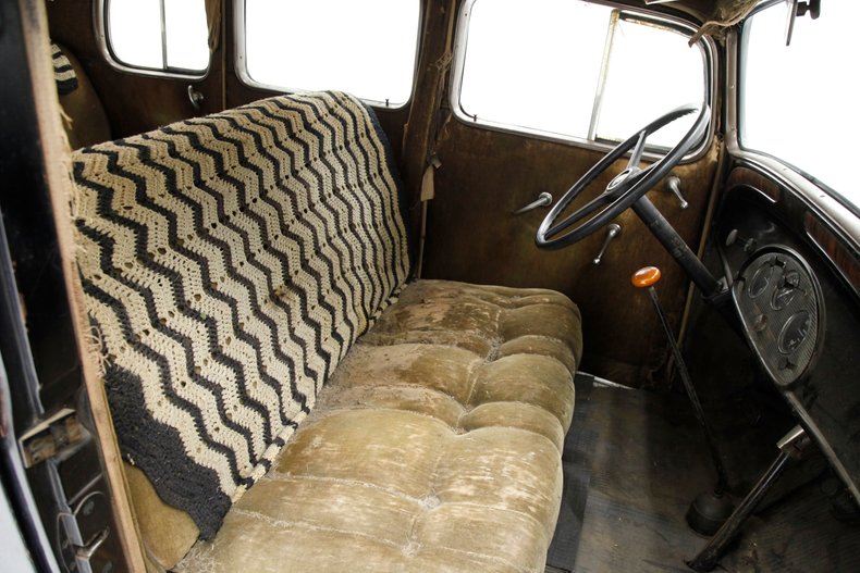 Chevrolet-Other-1933-Black-Brown-7