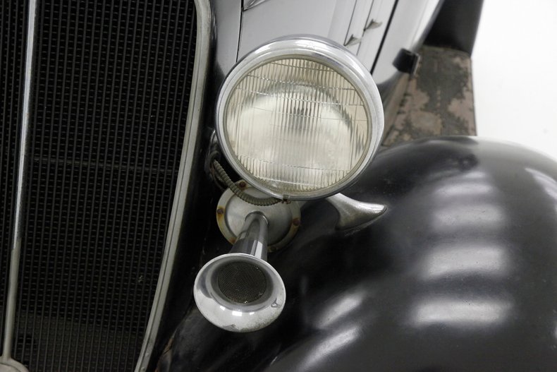 Chevrolet-Other-1933-Black-Tan-12