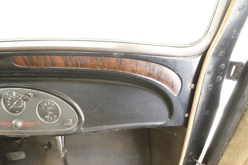 Chevrolet-Other-1933-Black-Tan-29