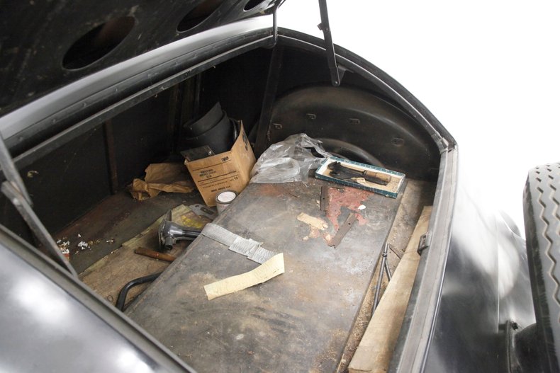 Chevrolet-Other-1933-Black-Tan-37
