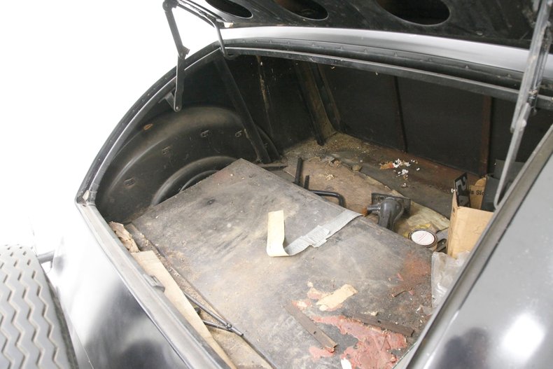 Chevrolet-Other-1933-Black-Tan-38