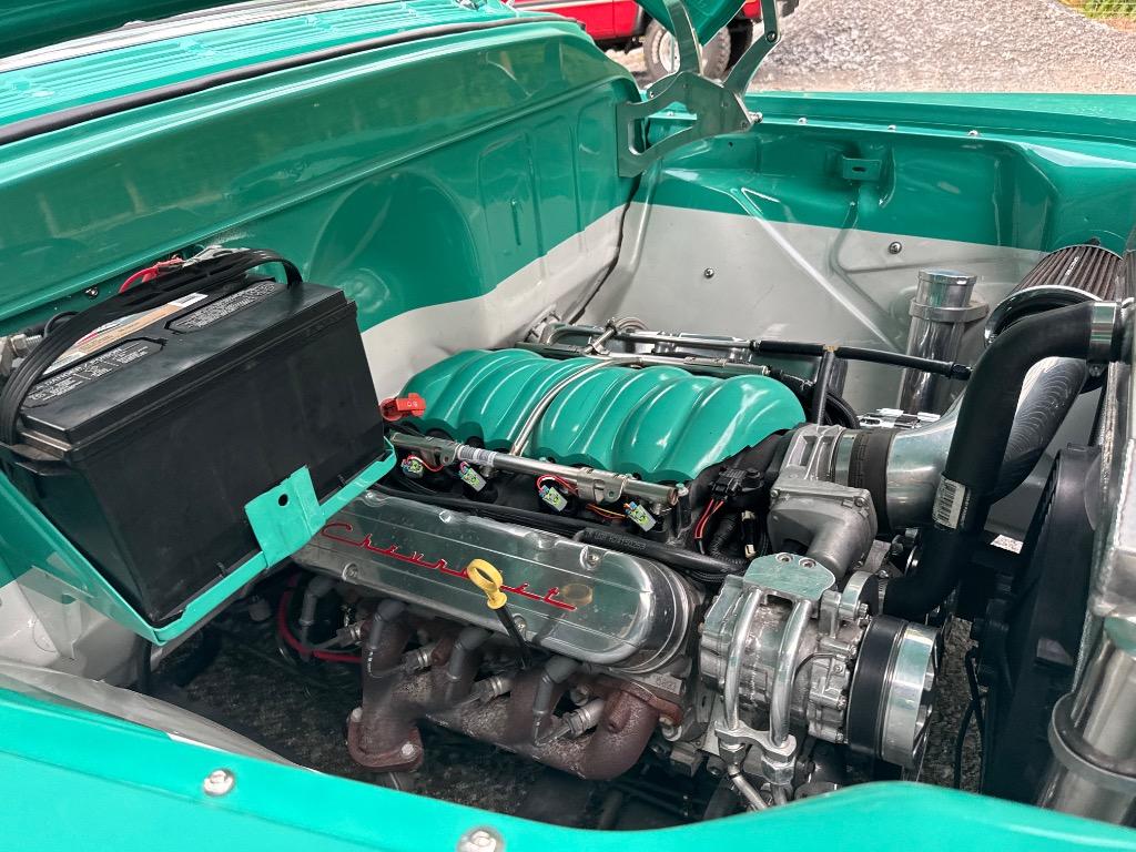 Chevrolet-Other-1959-Blue-Brown-16