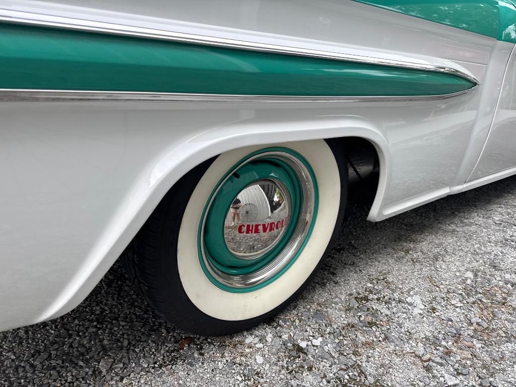 Chevrolet-Other-1959-Blue-Brown-3
