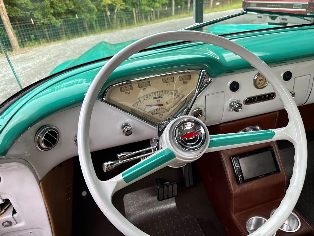 Chevrolet-Other-1959-Blue-Brown-33