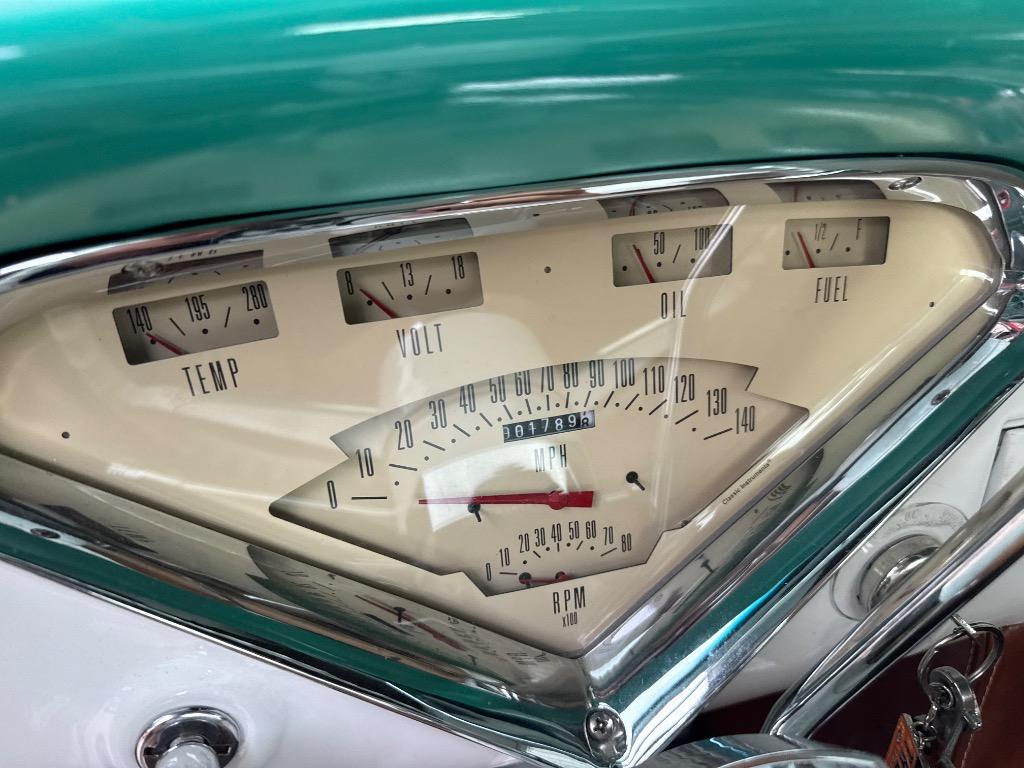 Chevrolet-Other-1959-Blue-Brown-34