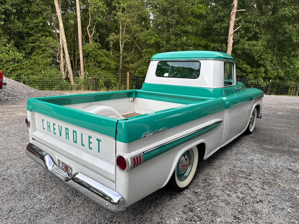 Chevrolet-Other-1959-Blue-Brown-45