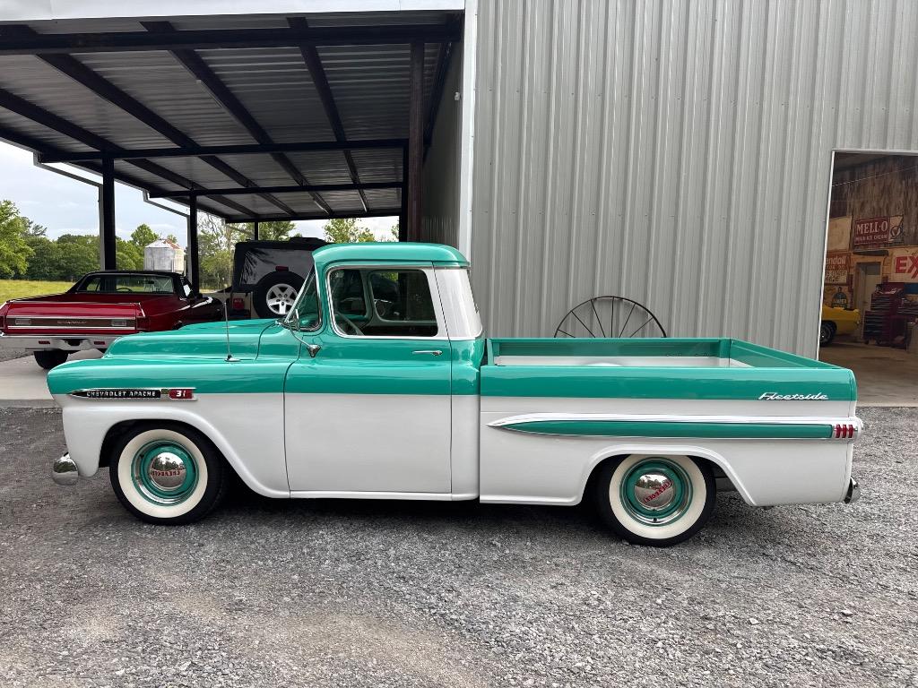 Chevrolet-Other-1959-Blue-Brown