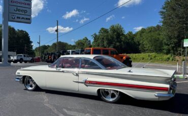 Chevrolet-Other-1960-White-Red-13