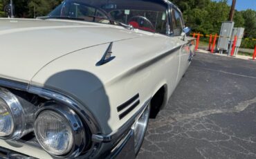 Chevrolet-Other-1960-White-Red-25