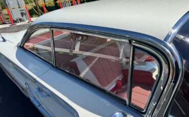 Chevrolet-Other-1960-White-Red-33