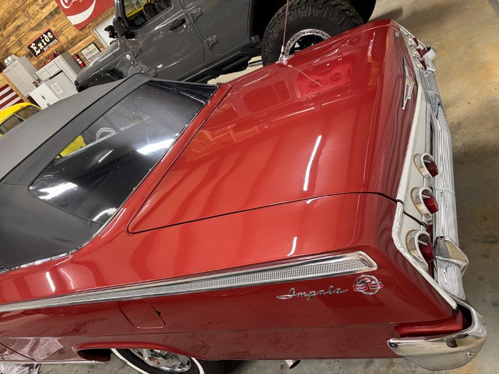 Chevrolet-Other-1962-Red-Black-2