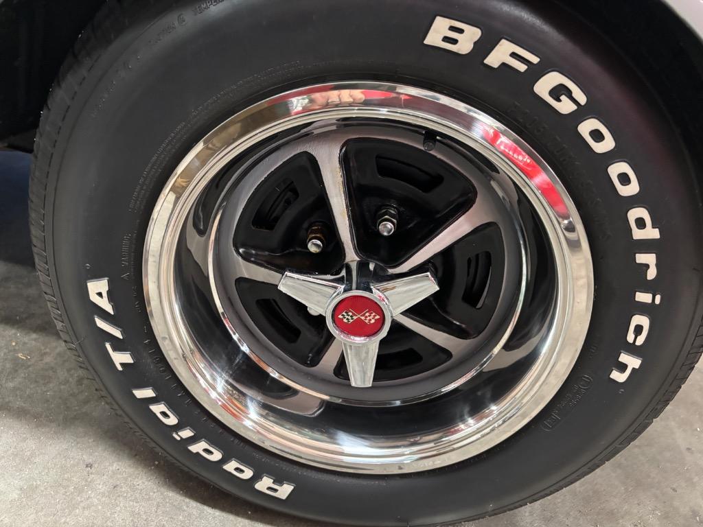 Chevrolet-Other-1964-Silver-Red-35