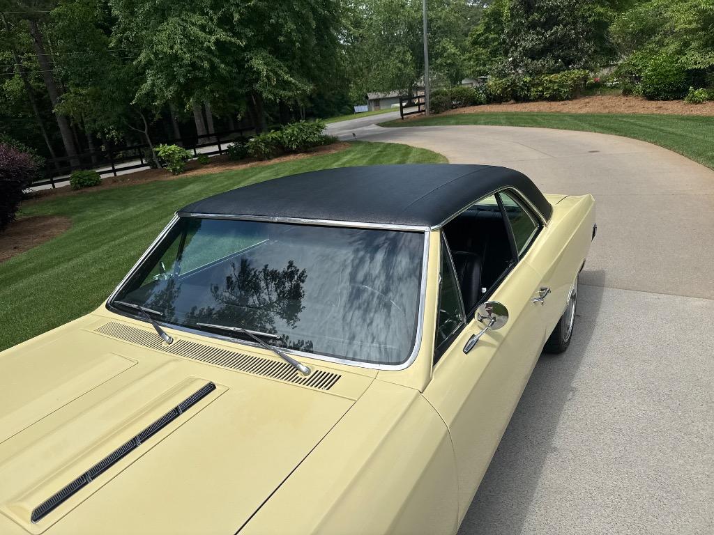 Chevrolet-Other-1966-Yellow-Black-14