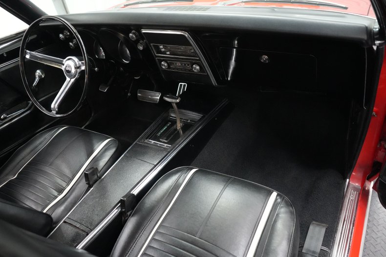 Chevrolet-Other-1967-Bolero-Red-Black-47