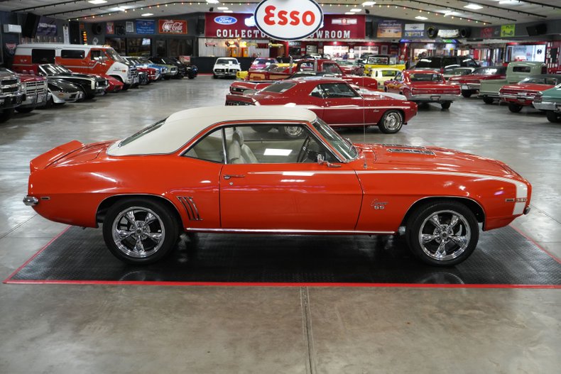 Chevrolet-Other-1969-Orange-White-18